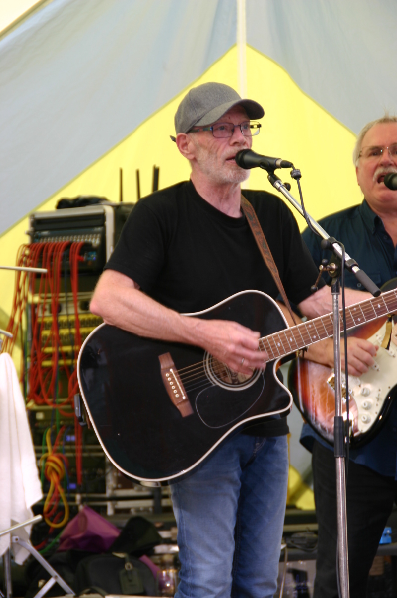 Skaliertes Bild IMG_8884.JPG (800x1205, 377kB)